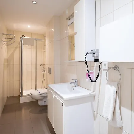 アパートホテル The Canka And Family Center - Sisli 4*