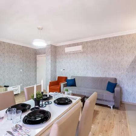 מלון דירות The Canka And Family Center - Sisli 3*