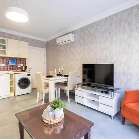 מלון דירות The Canka And Family Center - Sisli 3*